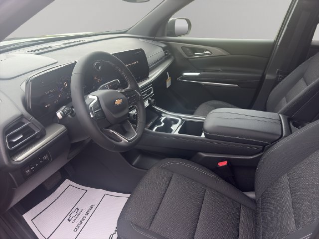 2027 Chevrolet Traverse LT - Photo 9