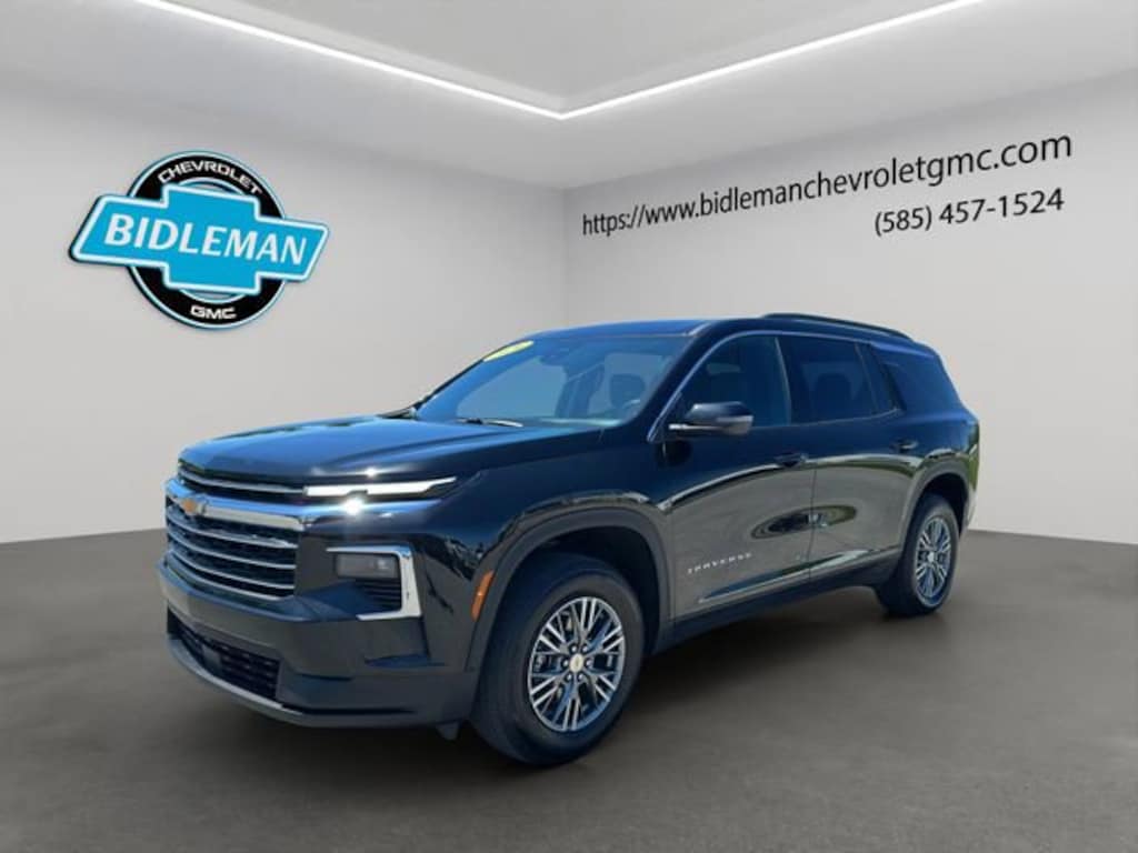 Used 2026 Chevrolet Traverse LT SUV