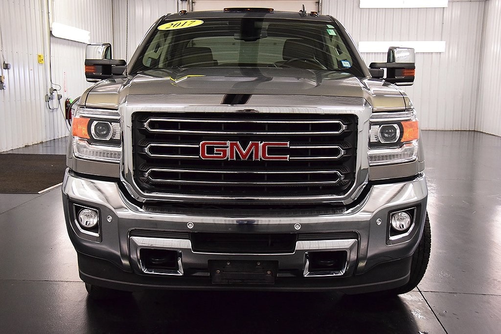 Used 2017 GMC Sierra 3500HD SLT with VIN 1GT12XEG1HF152505 for sale in Albion, NY