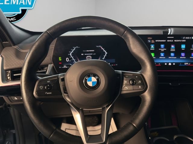 2025 BMW X2 12