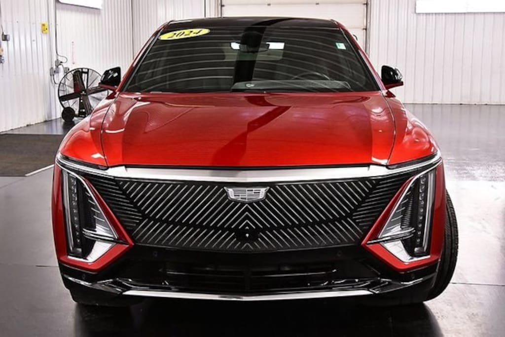 Used 2024 CADILLAC Lyriq Luxury 3 SUV