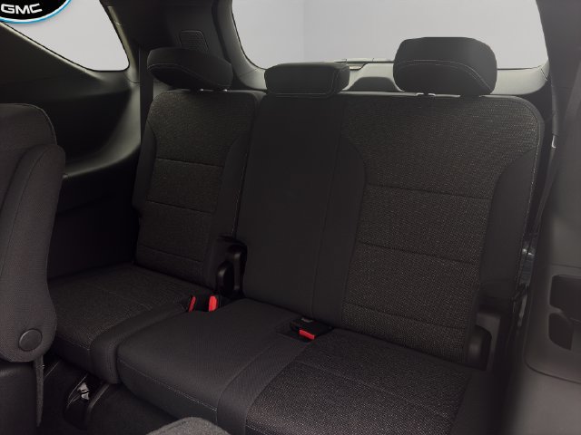 2027 Chevrolet Traverse LT - Photo 16