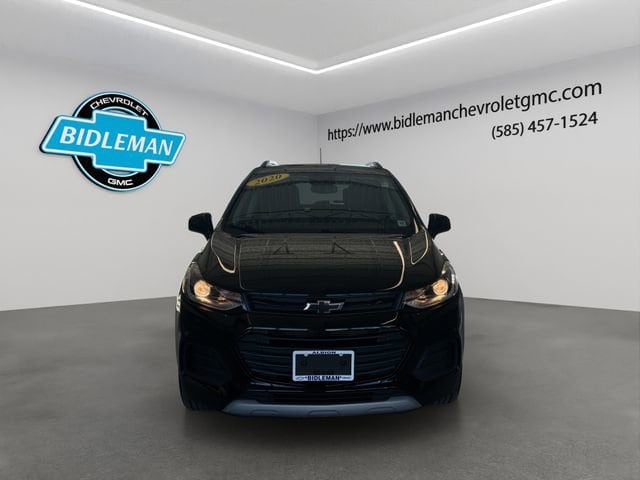 Used 2020 Chevrolet Trax LT with VIN KL7CJPSBXLB328937 for sale in Albion, NY
