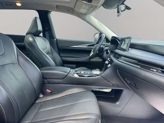 2025 INFINITI QX60 18