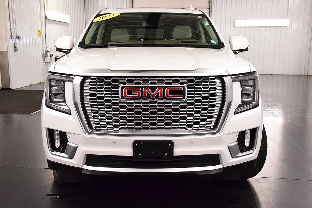 Used 2023 GMC Yukon XL Denali with VIN 1GKS2JKL0PR342980 for sale in Albion, NY