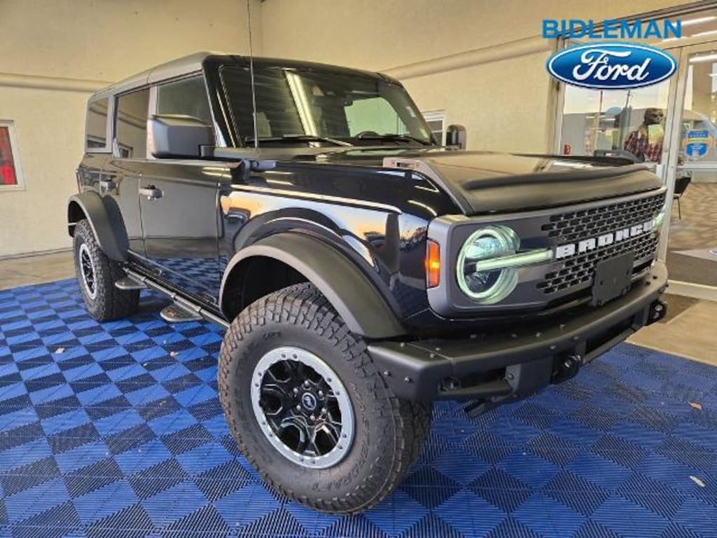 Used 2023 Ford Bronco Badlands SUV