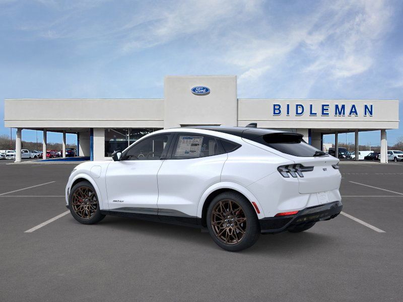 2025 Ford Mustang Mach-E GT photo 4