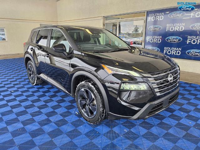 2025 Nissan Rogue SV's photo