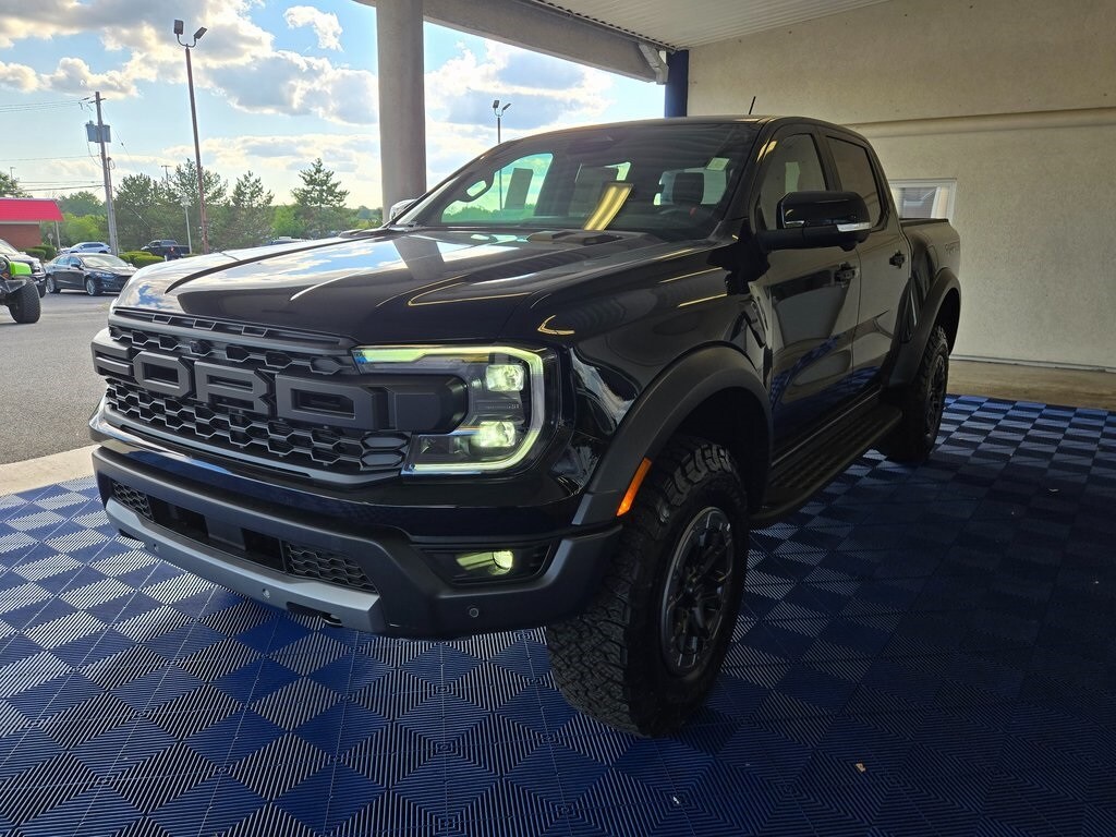 2025 Ford Ranger Raptor photo 3
