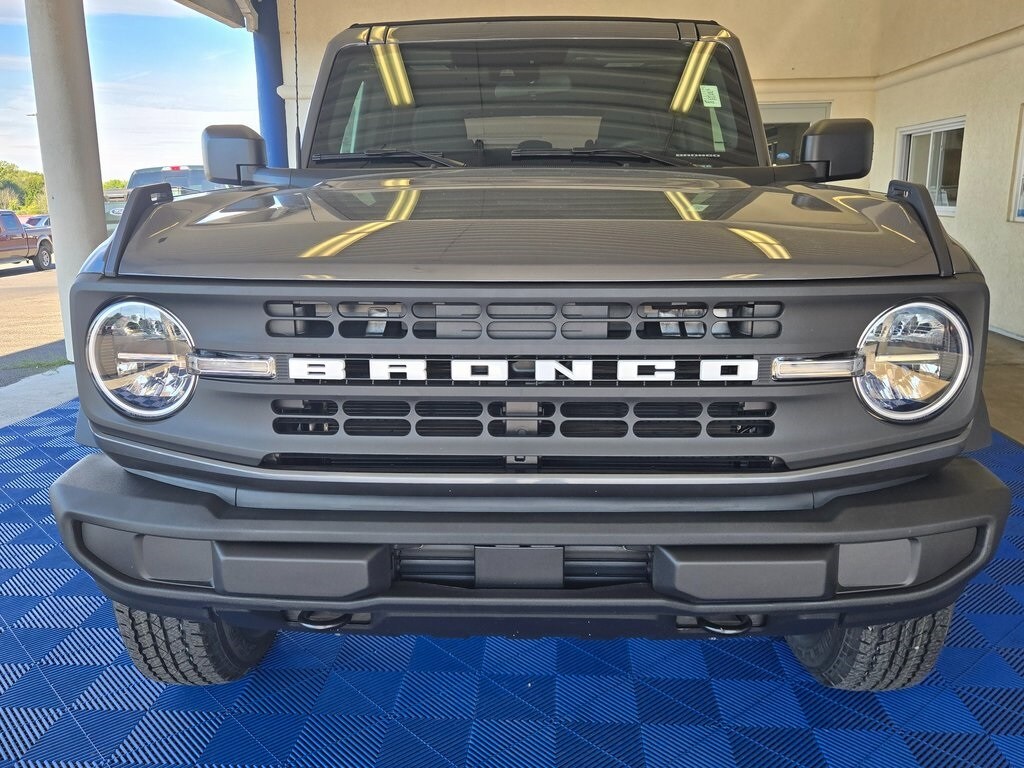 2025 Ford Bronco Big Bend photo 2