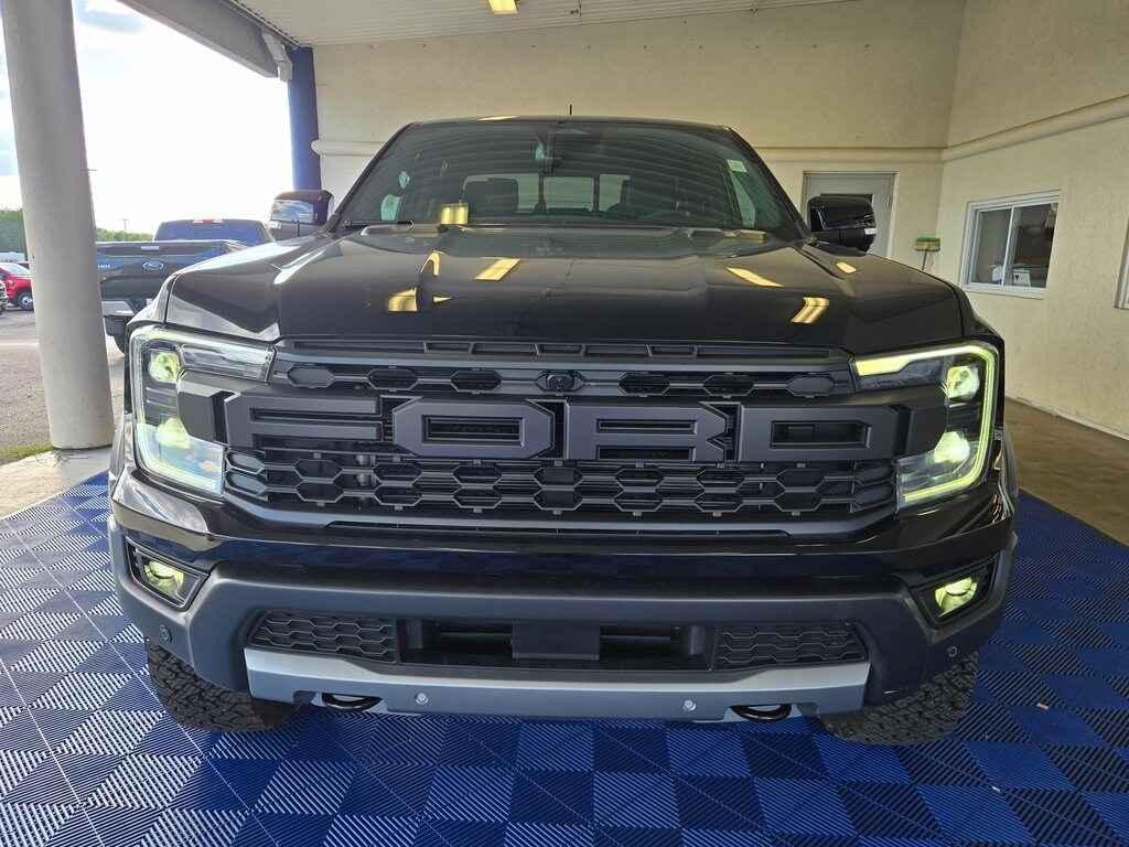 2025 Ford Ranger Raptor photo 2