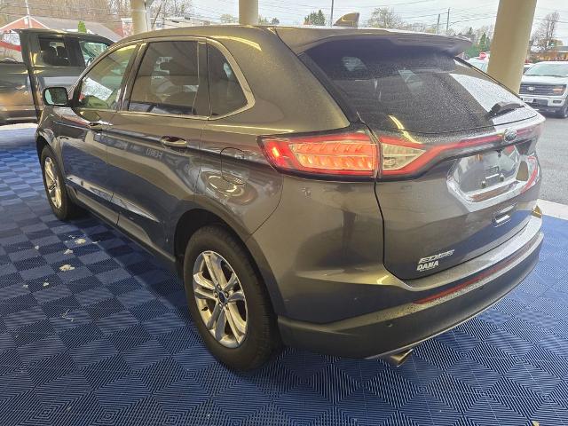 2016 Ford Edge SEL photo 4