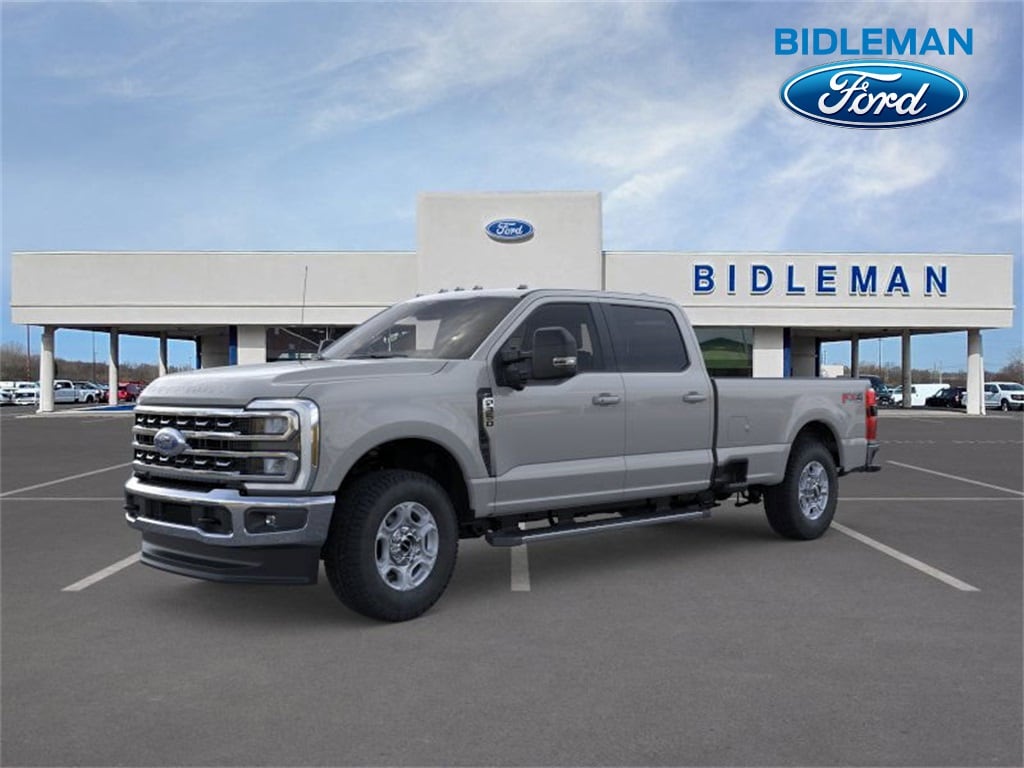 2026 Ford F-350 Super Duty XLT's photo