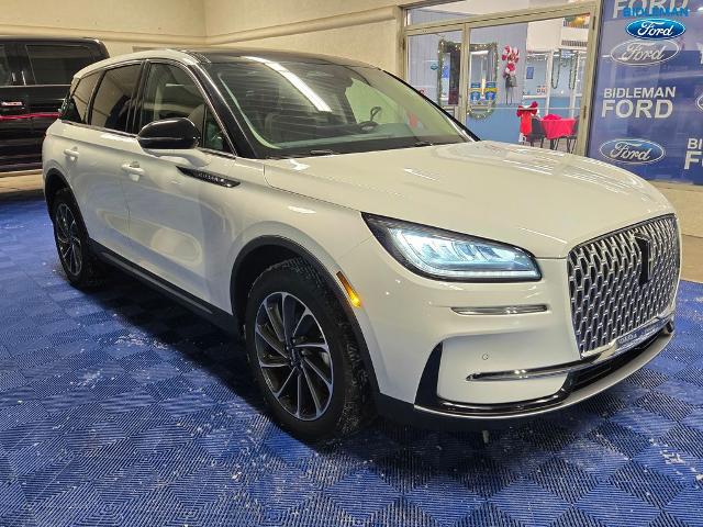 2023 Lincoln Corsair Base's photo