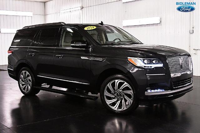 2024 Lincoln Navigator Reserve's photo