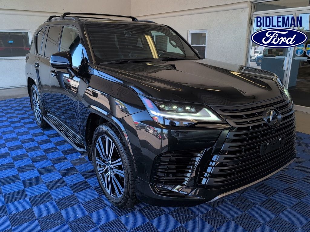 2024 Lexus LX 600 600 Luxury's photo