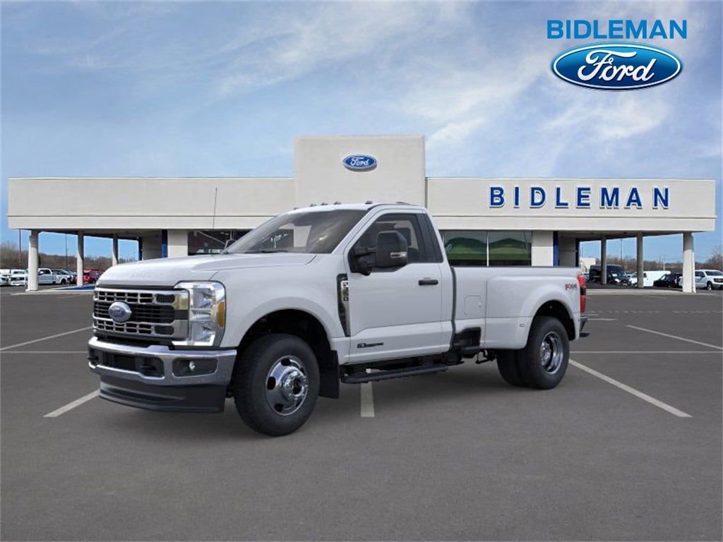 2026 Ford F-350 Super Duty XLT's photo