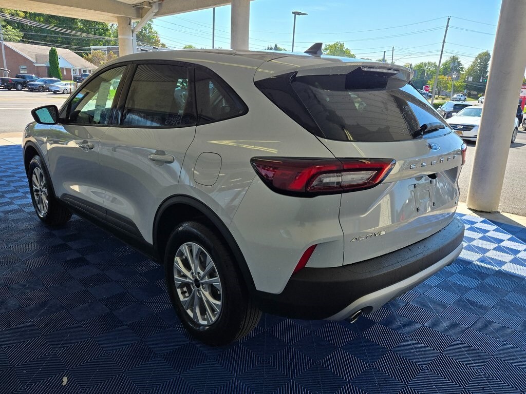 2025 Ford Escape Active photo 4