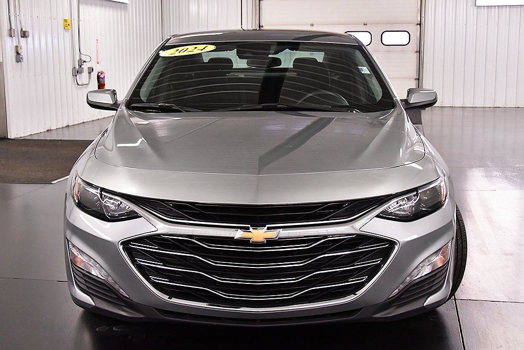 Used 2024 Chevrolet Malibu 1LT with VIN 1G1ZD5ST4RF140183 for sale in Auburn, NY