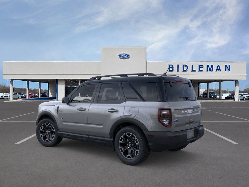 2025 Ford Bronco Sport Outer Banks photo 3