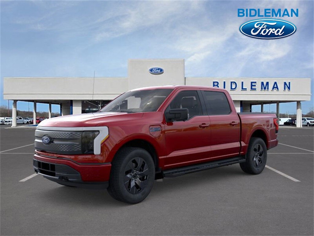 2025 Ford F-150 Lightning Flash's photo