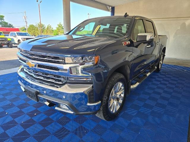 2022 Chevrolet Silverado 1500 LTZ Z71 photo 2
