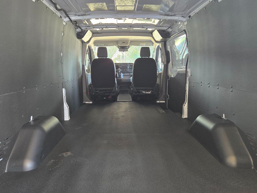 2025 Ford Transit Van Base - Photo 8