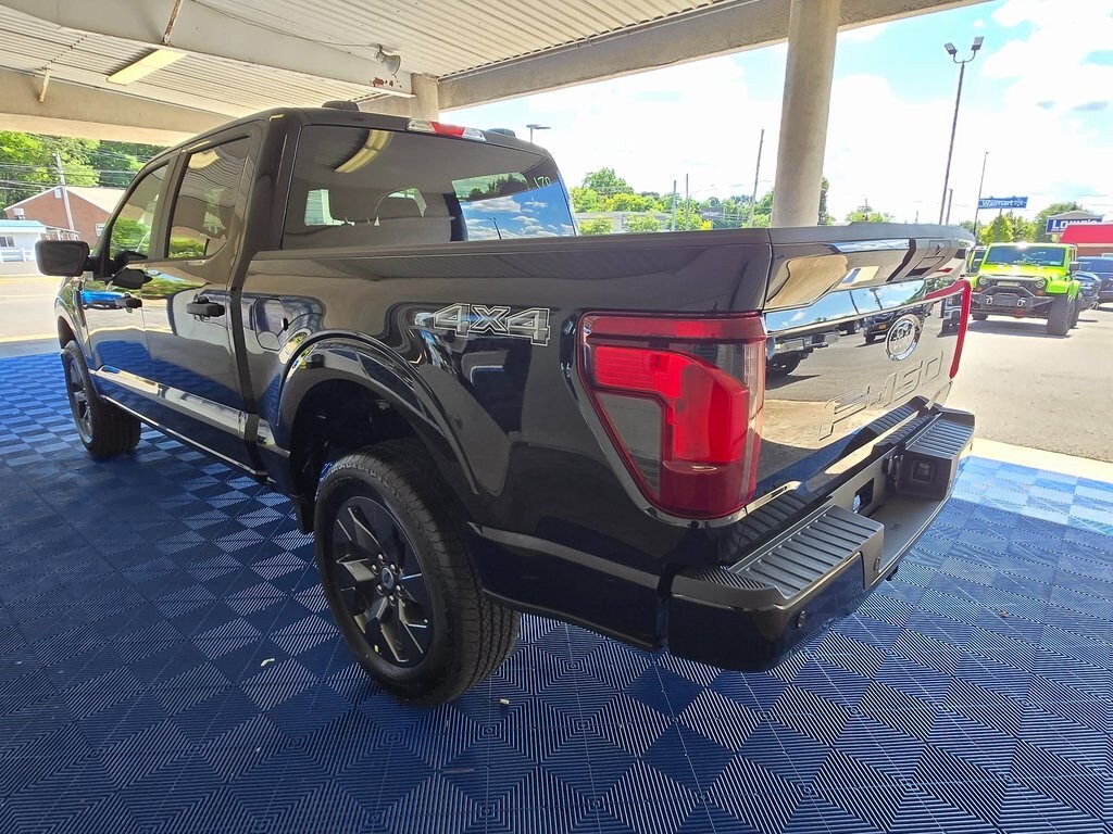 2025 Ford F-150 STX photo 4