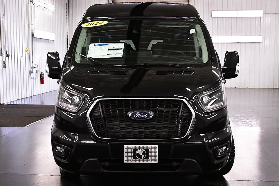 2024 Ford Transit photo 2