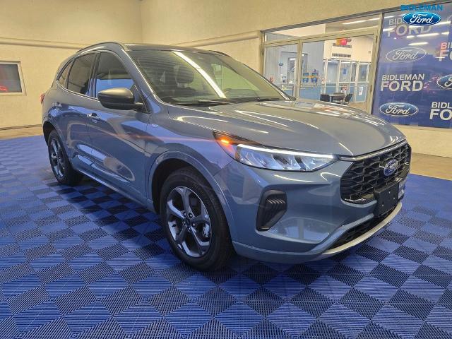2023 Ford Escape ST-Line's photo