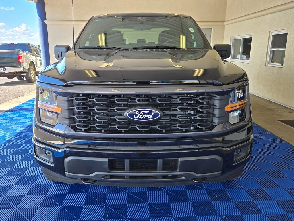 2025 Ford F-150 STX photo 2