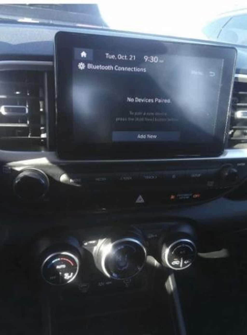 Used 2024 Hyundai Venue SEL SUV