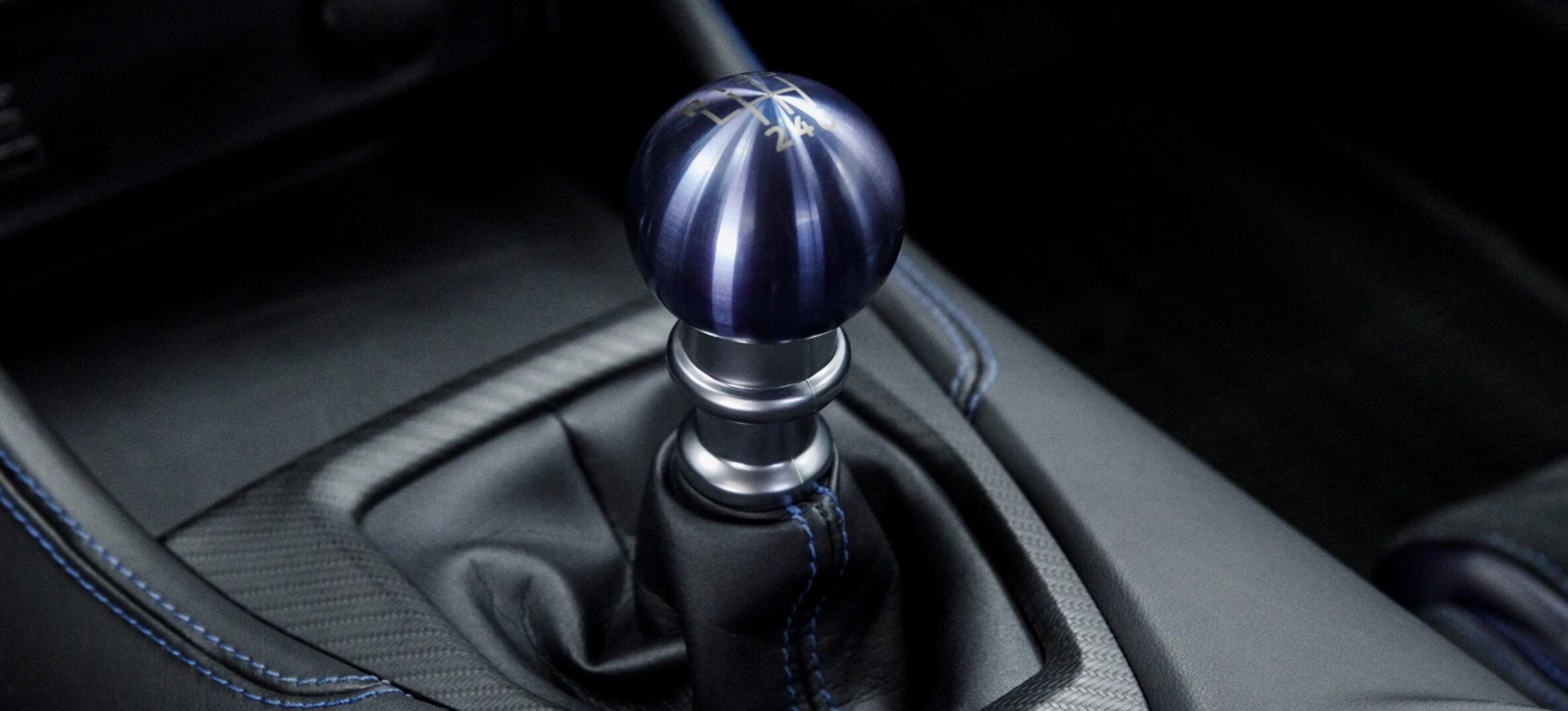 new%202025%20ford%20mustang%20syracuse%20shifter.png