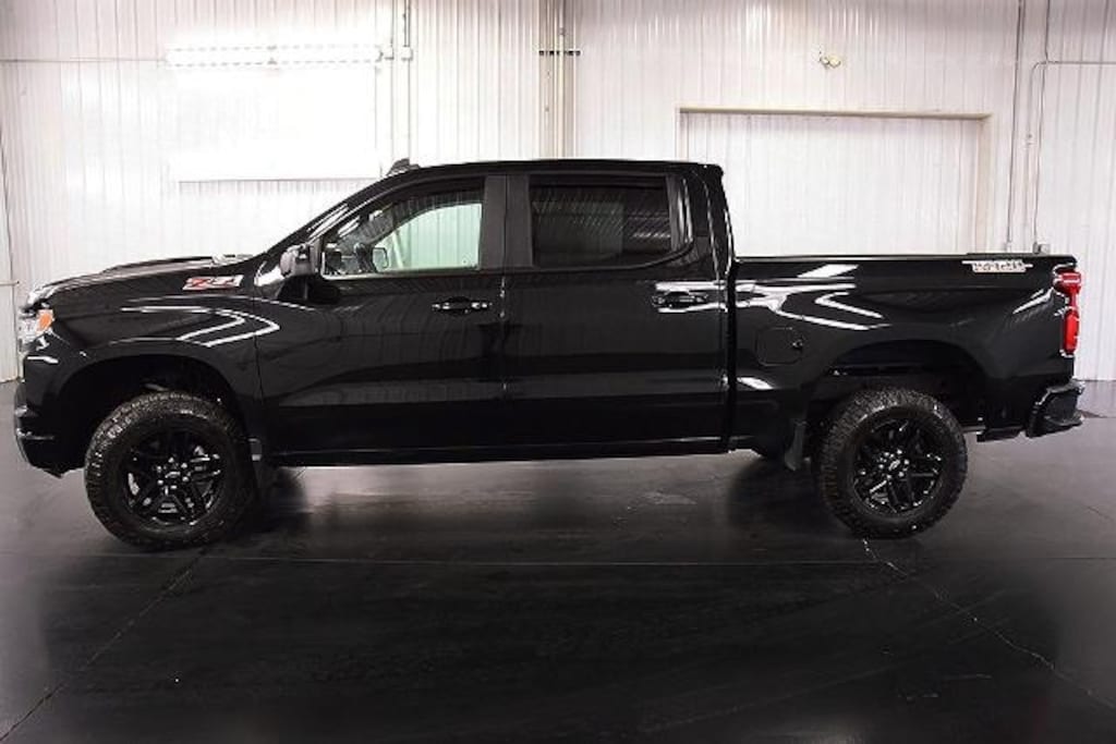 Used 2022 Chevrolet Silverado 1500 LT Trail Boss Crew Cab Short Bed Truck
