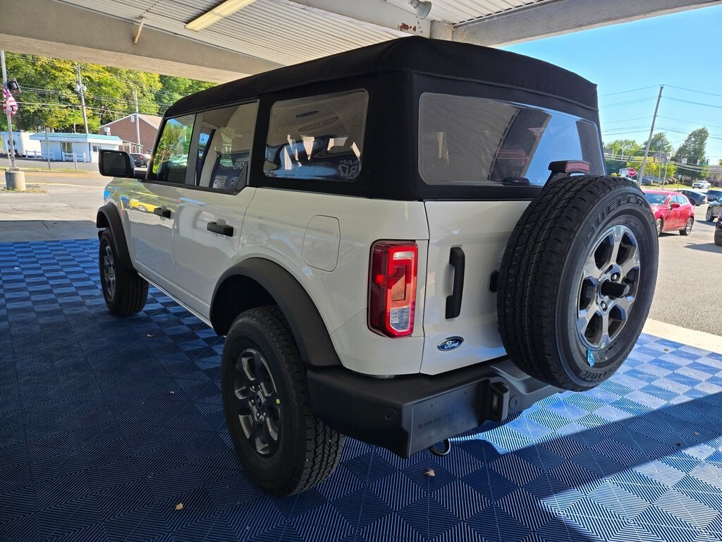 2025 Ford Bronco Big Bend photo 4