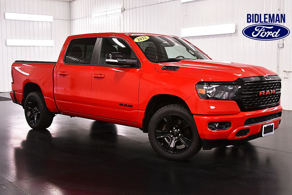 2022 RAM 1500 Big Horn/Lone Star 4x4 Crew Cab 5'7's photo