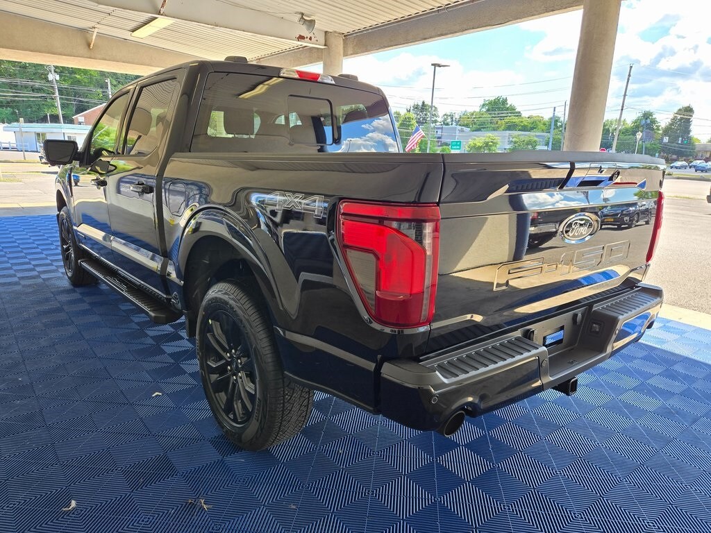 2025 Ford F-150 XLT photo 4