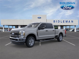 2026 Ford F-250 XLT 6-3/4 Box Truck Crew Cab