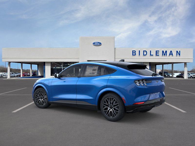 2025 Ford Mustang Mach-E Premium photo 4