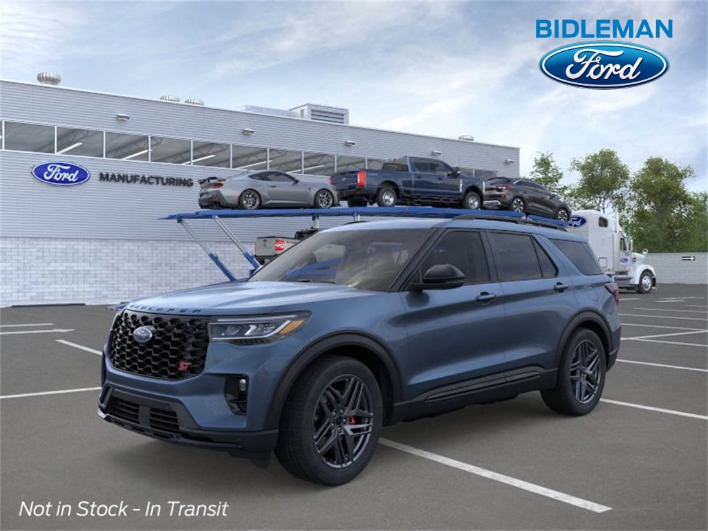 2025 Ford Explorer ST's photo