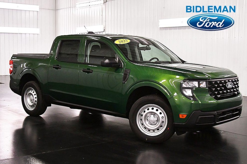 New 2025 Ford Maverick XL Truck SuperCrew