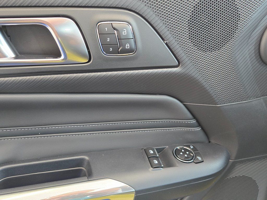 2025 Ford Mustang EcoBoost Premium Fastback - Photo 7
