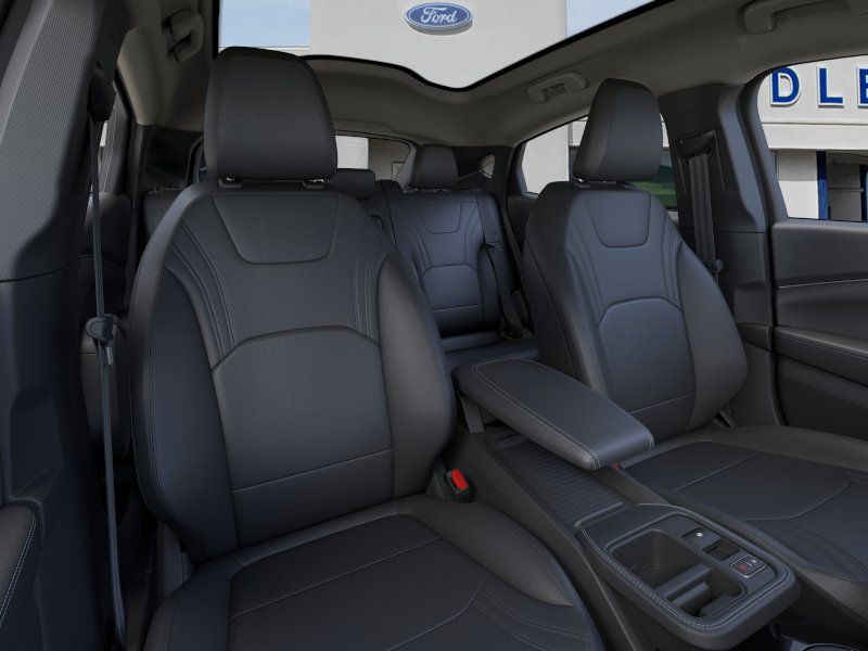 2025 Ford Mustang Mach-E Premium - Photo 11
