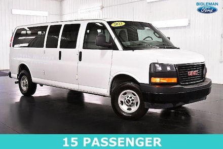 2023 GMC Savana 3500 LS Van Extended Passenger Van