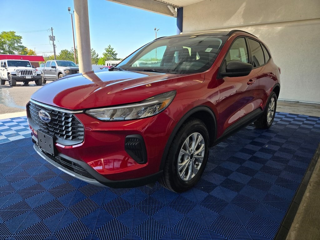 2025 Ford Escape Active photo 3