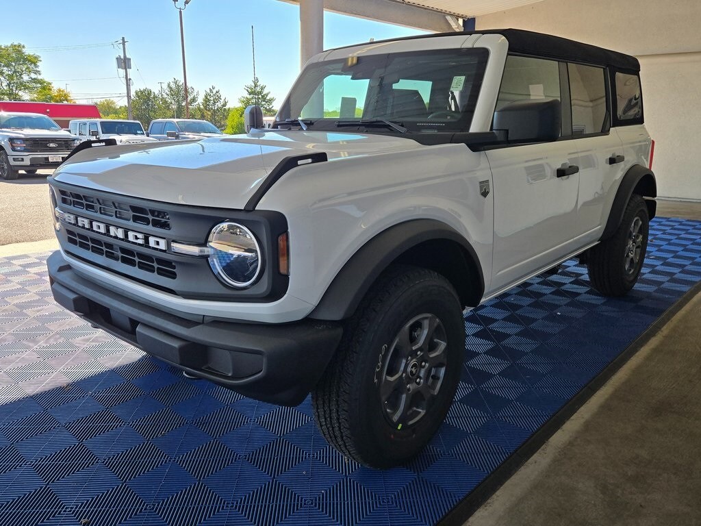 2025 Ford Bronco Big Bend photo 3