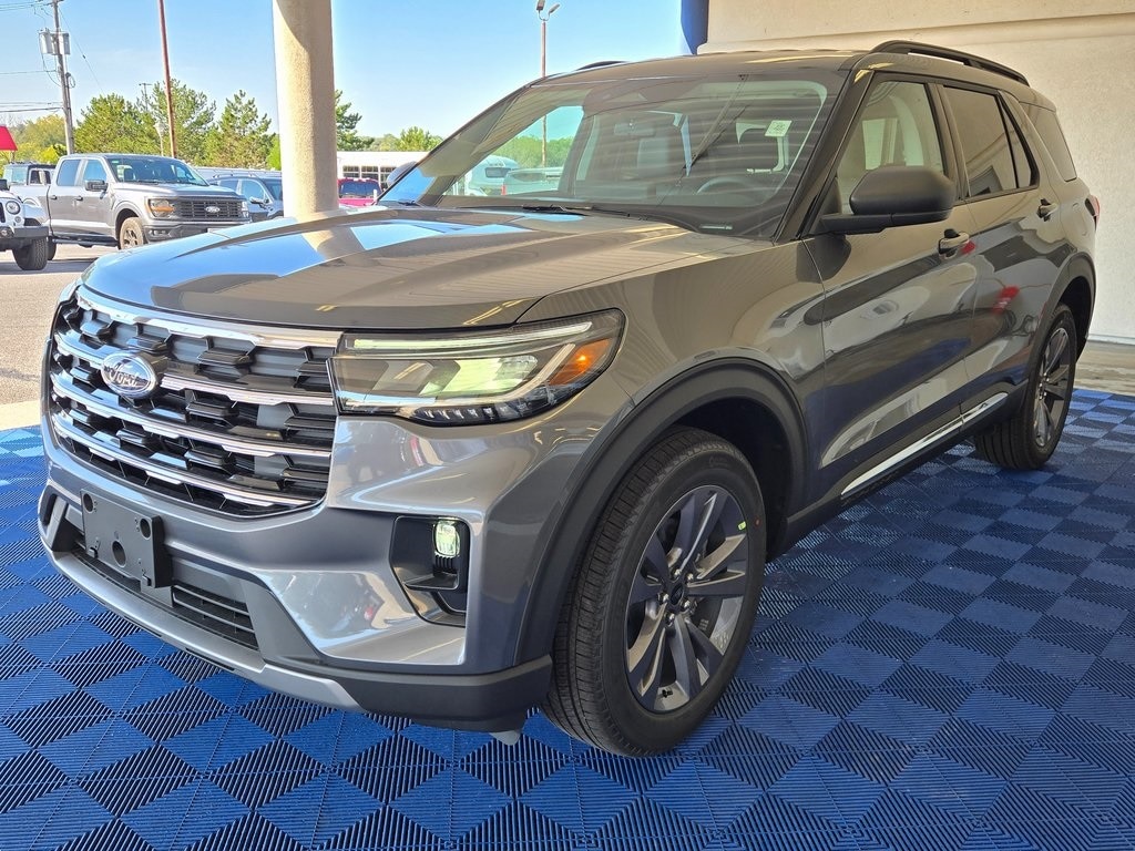 New 2025 Ford Explorer Active SUV
