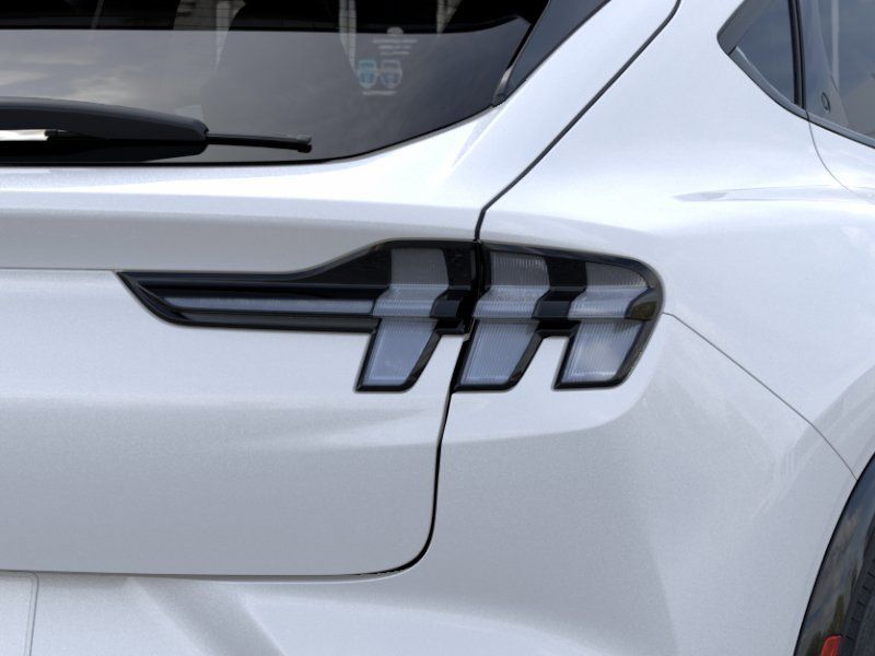 2025 Ford Mustang Mach-E Premium - Photo 22
