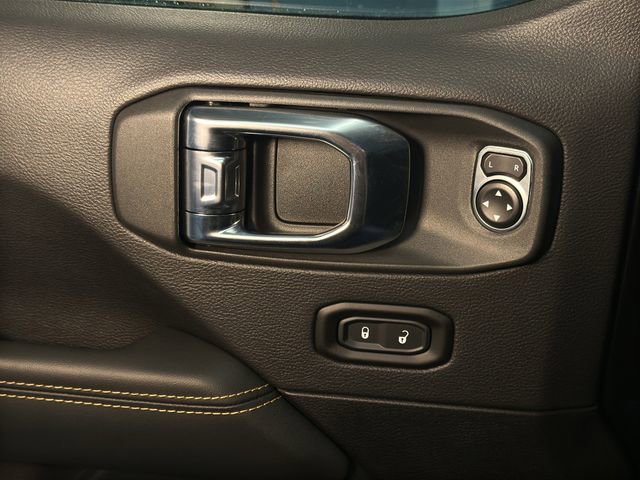 2025 Jeep Wrangler 4-Door Sahara - Photo 15