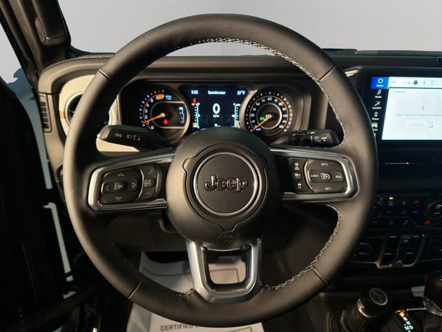 2025 Jeep Wrangler 4-Door Sahara - Photo 13
